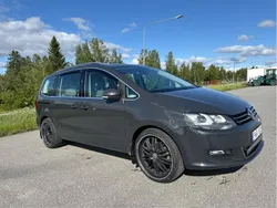 Grå Begagnad 2012 VW Sharan Minibuss | 119 900 kr (Dyr)