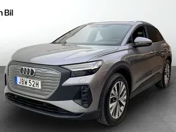 Tyfongrå metallic Begagnad 2022 Audi Q4 e-tron Proline SUV | 349 000 kr (Lite dyr)