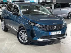 Blå Begagnad 2021 Peugeot 3008 Allure SUV | 289 900 kr (Marknadspris)