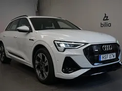 Vit Begagnad 2021 Audi e-tron S-Line SUV | 429 900 kr (Bra pris)
