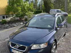 Blå Begagnad 2012 Volvo V50 Standard Kombi | 67 000 kr (Marknadspris)