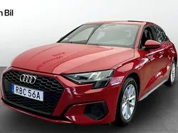Tangoröd metallic Begagnad 2022 Audi A3 Proline | 269 000 kr (Marknadspris)