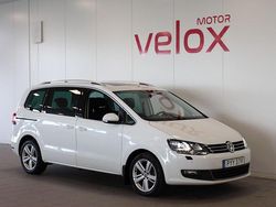 Vit Begagnad 2015 VW Sharan Minibuss | 184 900 kr (Marknadspris)