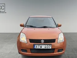 Orange Begagnad 2006 Suzuki Swift Halvkombi | 29 900 kr (Marknadspris)