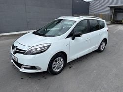 Vit Begagnad 2016 Renault Grand Scénic IV LIMITED Minibuss | 109 000 kr (Marknadspris)