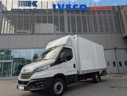 Vit Begagnad 2024 Iveco Daily Van | 536 250 kr