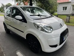 Vit Begagnad 2009 Citroën C1 Halvkombi | 19 900 kr (Marknadspris)