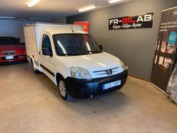 Vit Begagnad 2007 Peugeot Partner Minibuss | 29 900 kr (Marknadspris)