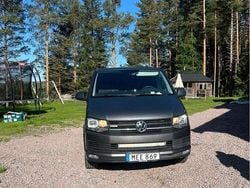 Grå Begagnad 2016 VW T6 Van | 120 000 kr (Bra pris)