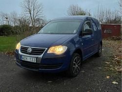 Blå Begagnad 2006 VW Caddy Minibuss | 22 000 kr (Superpris)