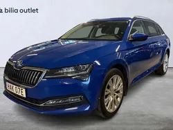 Blå Begagnad 2022 Skoda Superb Business Line Kombi | 339 000 kr (Marknadspris)
