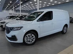 Vit (frozen white) Ny 2025 Ford Transit Limited Van | 409 125 kr (Marknadspris)