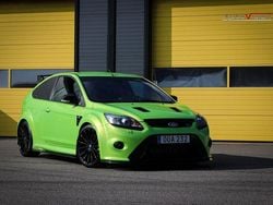 Grön Begagnad 2010 Ford Focus Ultimate Halvkombi | 339 900 kr