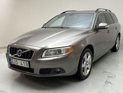 Grå Begagnad 2010 Volvo V70 Momentum Kombi | 76 000 kr (Bra pris)