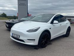 Vit Begagnad 2022 Tesla Model Y Performance SUV | 394 600 kr (Marknadspris)