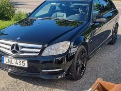 Svart Begagnad 2011 Mercedes C180 AMG Kombi | 92 500 kr (Marknadspris)