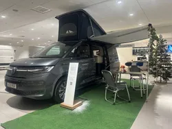 Grå Ny 2024 VW California Comfortline Van | 1 026 030 kr (Superpris)