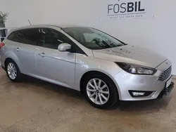 Grå Begagnad 2017 Ford Focus Titanium Kombi | 99 900 kr (Superpris)