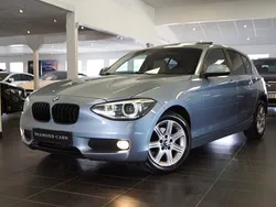 Blå Begagnad 2014 BMW 118 Halvkombi | 164 900 kr (Marknadspris)