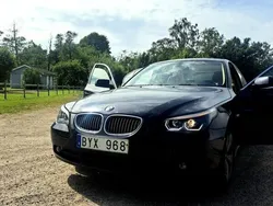Blå Begagnad 2007 BMW 530 Sedan | 79 000 kr (Marknadspris)