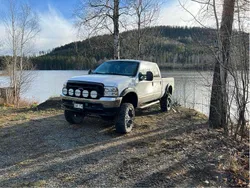 Vit Begagnad 2004 Ford F250 | 249 900 kr