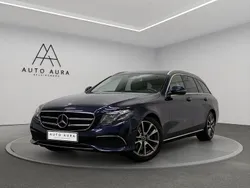 Mörkblå (blå metallic) Begagnad 2019 Mercedes E220 Avantgarde Kombi | 249 000 kr (Superpris)
