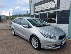 Grå Begagnad 2013 Kia Ceed Sportswagon EX Kombi | 39 900 kr