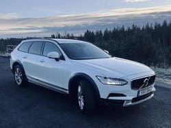 Vit Begagnad 2018 Volvo V90 CC Kombi | 200 000 kr (Bra pris)