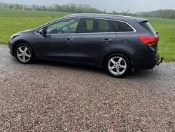Grå Begagnad 2014 Kia Ceed Sportswagon Comfort Kombi | 69 000 kr (Marknadspris)