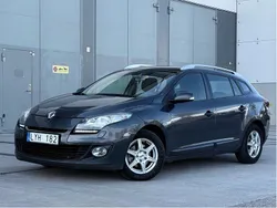 Grå Begagnad 2012 Renault Mégane GrandTour Kombi | 49 999 kr (Marknadspris)
