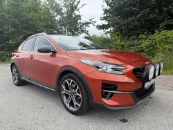 Orange Begagnad 2022 Kia XCeed 2 SUV | 269 900 kr (Marknadspris)