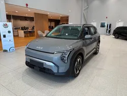 Ny 2025 Kia EV3 2 SUV | 397 300 kr (Bra pris)