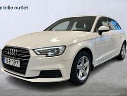 Vit Begagnad 2017 Audi A3 Sportback Comfort Halvkombi | 89 900 kr (Bra pris)