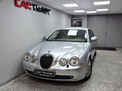 Silver Begagnad 2006 Jaguar S-Type S Sedan | 49 900 kr (Marknadspris)