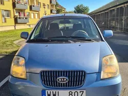 Blå Begagnad 2005 Kia Picanto 4 Halvkombi | 20 000 kr (Marknadspris)