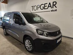 Grå Begagnad 2021 Peugeot Partner Minibuss | 129 900 kr (Superpris)