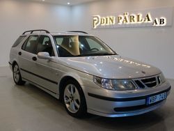 Ljusgrå (grå) Begagnad 2004 Saab 9-5 Vector Kombi | 34 900 kr (Dyr)