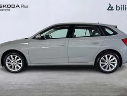 Grå Begagnad 2022 Skoda Scala Halvkombi | 229 800 kr (Marknadspris)