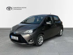 Mörkgrå Begagnad 2019 Toyota Yaris Hybrid Active Halvkombi | 164 900 kr (Marknadspris)