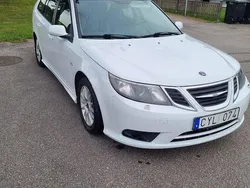 Vit Begagnad 2011 Saab 9-3 Linear Kombi | 35 000 kr (Marknadspris)