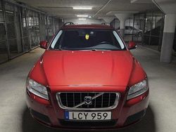 Röd Begagnad 2011 Volvo V70 Drive Kinetic Kombi | 57 000 kr (Superpris)