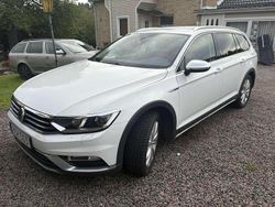 Vit Begagnad 2018 VW Passat Alltrack Kombi | 164 900 kr (Marknadspris)