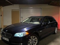 Blå Begagnad 2012 BMW 520 Comfort Edition Kombi | 69 900 kr (Marknadspris)
