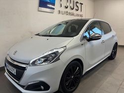Mörkgrå Begagnad 2017 Peugeot 208 Halvkombi | 95 000 kr (Marknadspris)