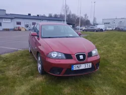 Röd Begagnad 2007 Seat Ibiza Halvkombi | 34 990 kr (Marknadspris)
