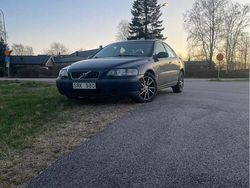 Blå Begagnad 2001 Volvo S60 Sedan | 18 500 kr (Bra pris)