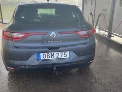 Grå Begagnad 2016 Renault Mégane III Halvkombi | 117 900 kr (Bra pris)
