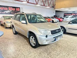 Ljusbrun Begagnad 2003 Toyota RAV4 SUV | 64 900 kr (Marknadspris)