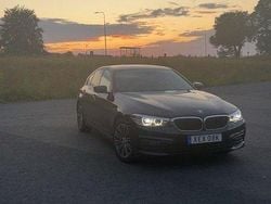 Svart Begagnad 2020 BMW 530e iPerformance Sedan | 249 000 kr (Bra pris)