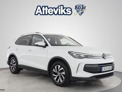 Vit Begagnad 2024 VW Tiguan Life SUV | 359 900 kr (Lite dyr)
